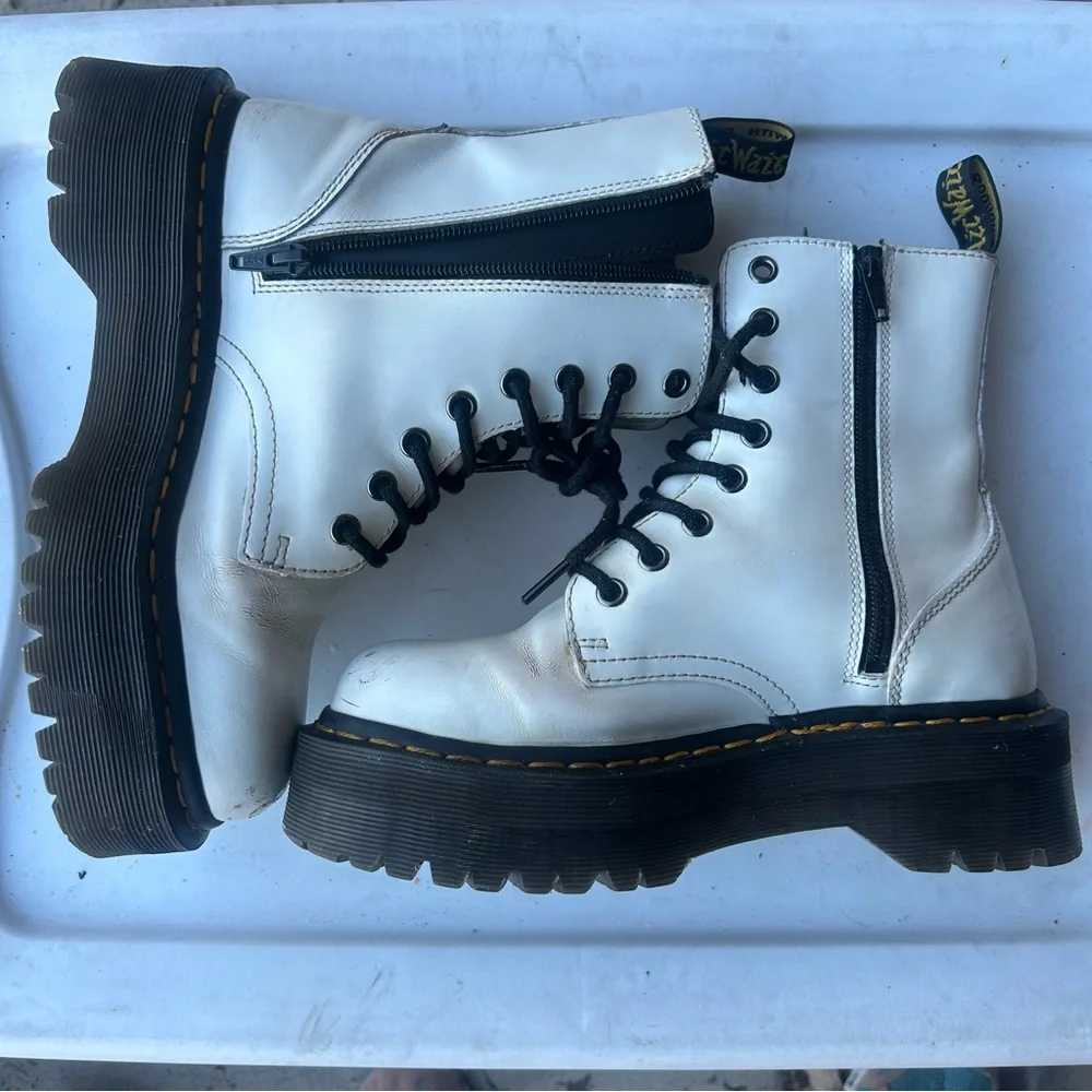 Dr. Martens Jadon smooth leather White‎ Combat platform Boots